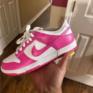 Nike Kids Sneakers in Pink and White